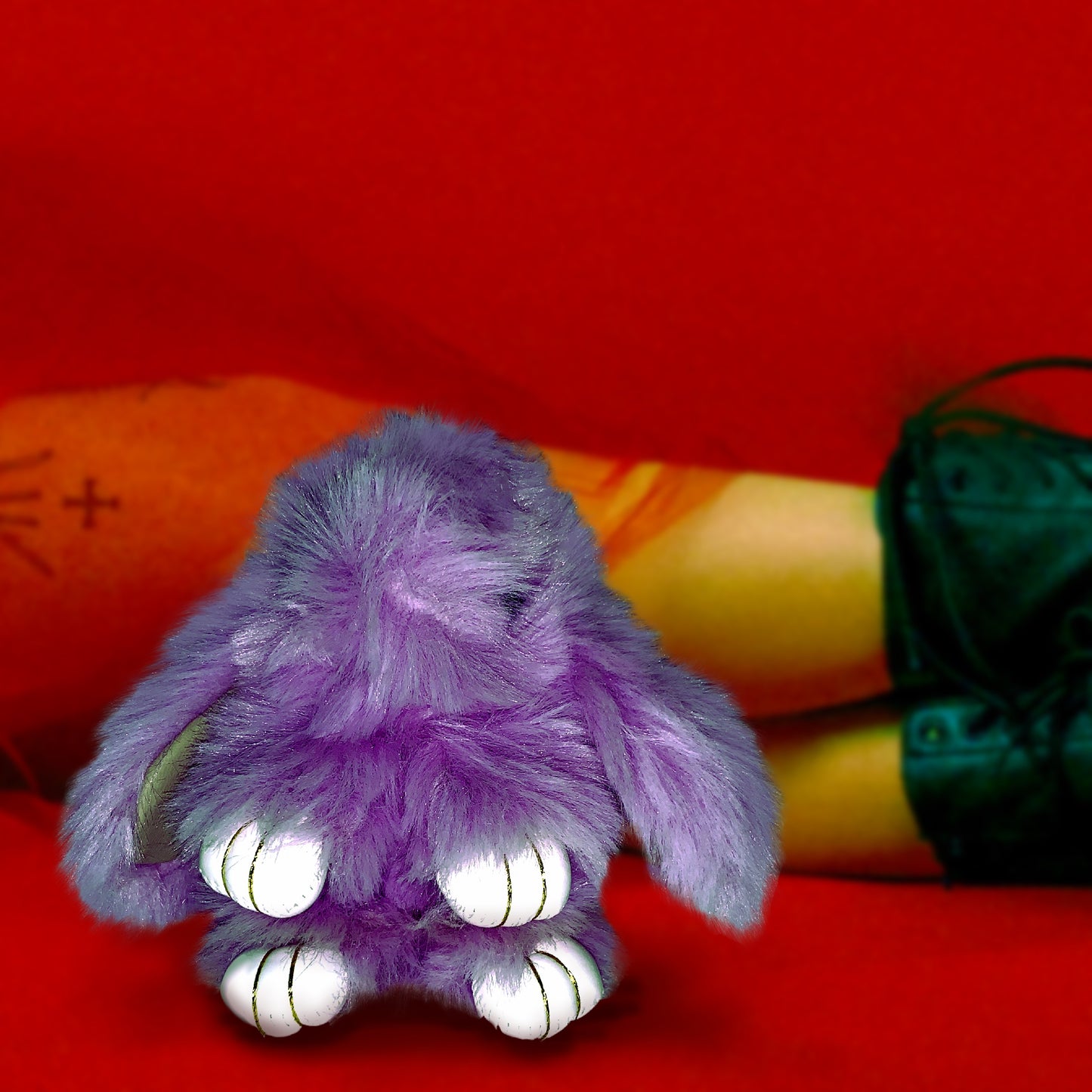 ALICE GLASS : PREY //IV BUNNY + KEYCHAIN /USB
